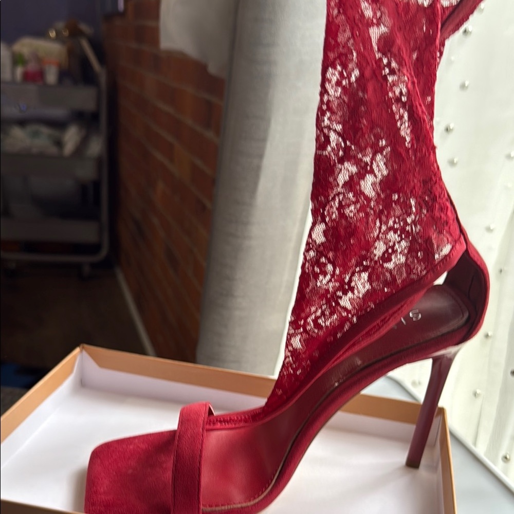 Elegant Red Lace Stiletto Heels